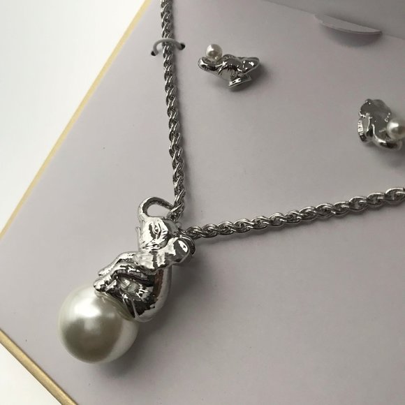 -NEW Elephant Pearl Pendant Necklace & Earrings Set - Picture 10 of 12